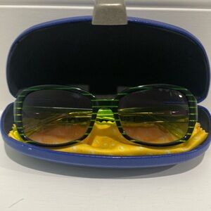 Women’s EYE BOBS. READER SUNGLASSES. Bi-Focal LENS. Fully Tinted 100% UV LENSES.